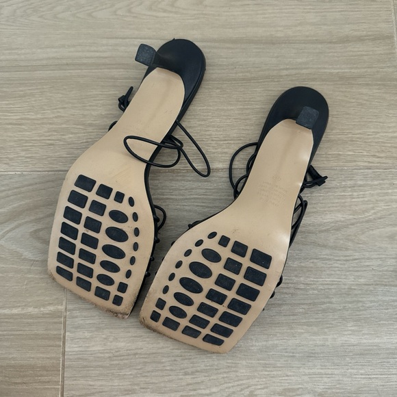 *PRICE FIRM* Alias Mae Leyla Heel, Black, Size US 9 - Picture 4 of 5